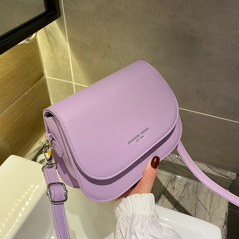 Women Trendy Saddle Shoulder Bag PU Leather Crossbody Bag Simple Solid Color Flap Messenger Bag Designer Handbags Pouch